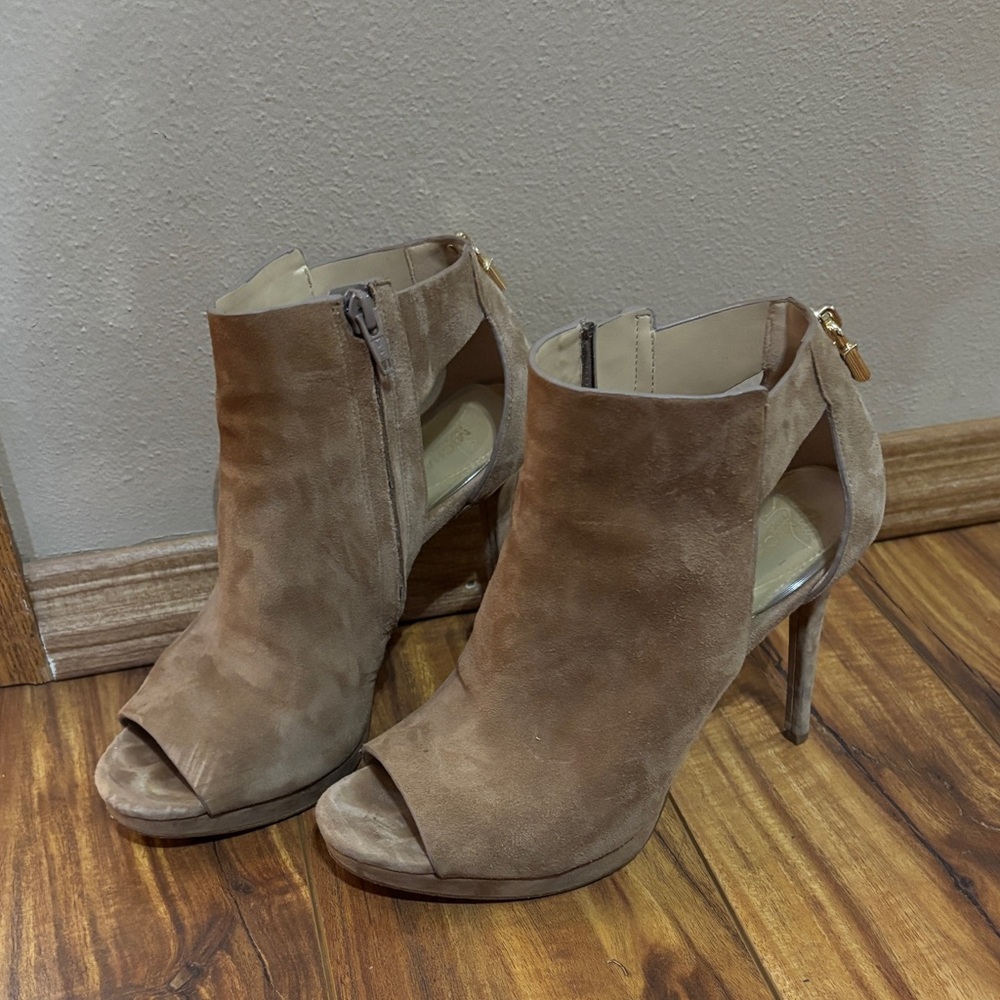 MICHAEL Michael Kors Brown Peep-Toe Heeled Boots